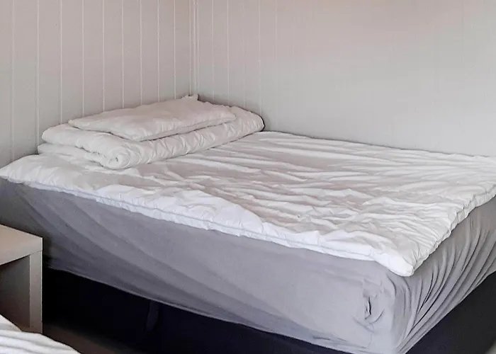 4 Person In Farsund-by Traum Апартаменты *